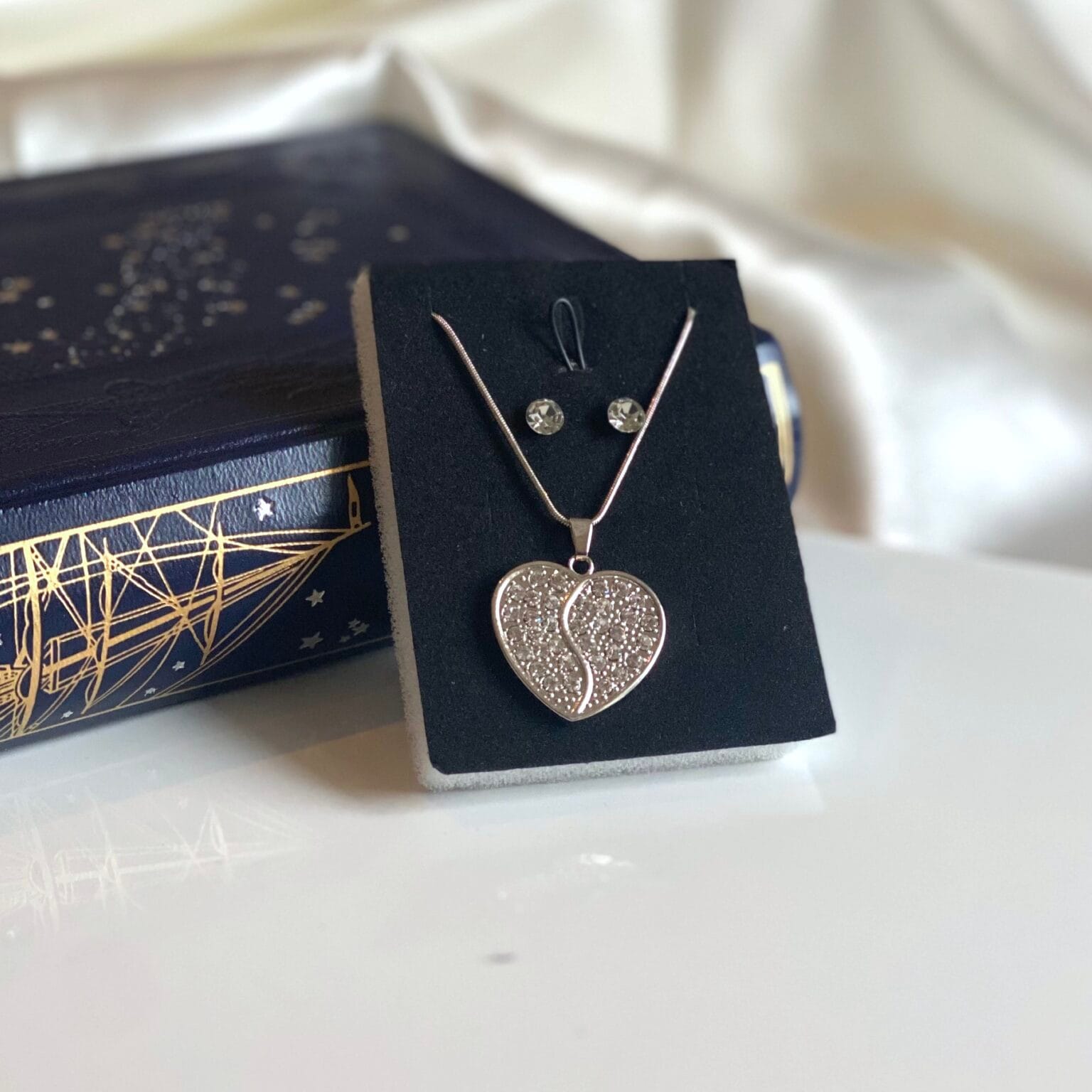 Parure Pendentif et Boucles d'oreilles - La Palette à Tabo et Tsuko